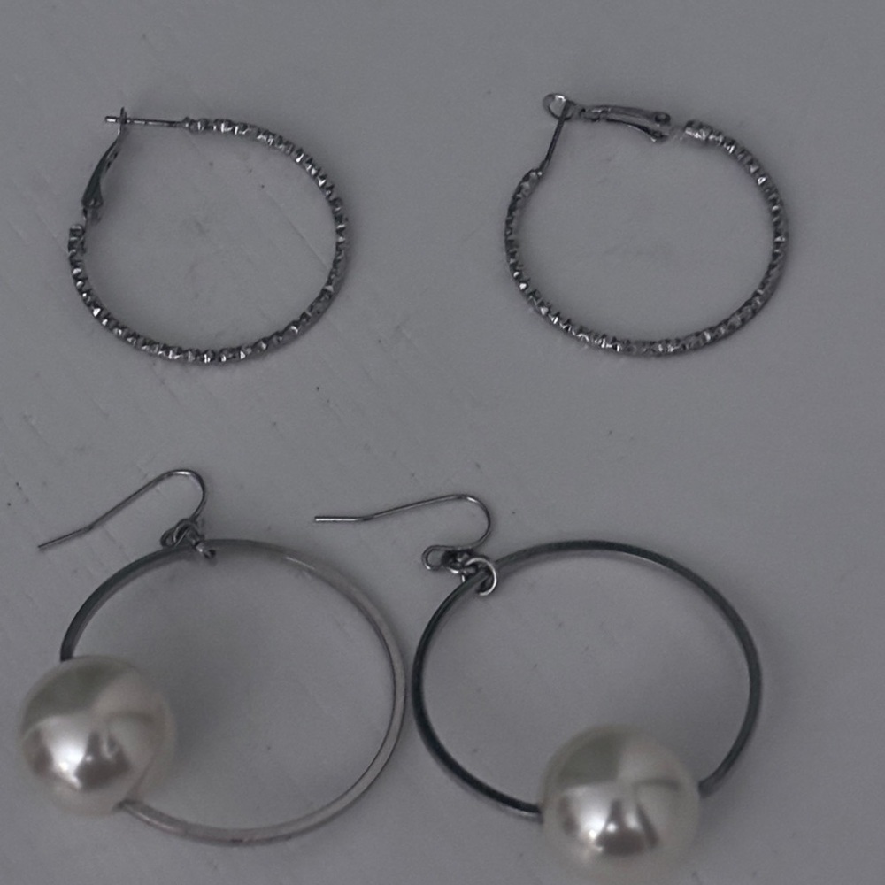 3/20$ Silver and Pearl Hoop Earrings Set